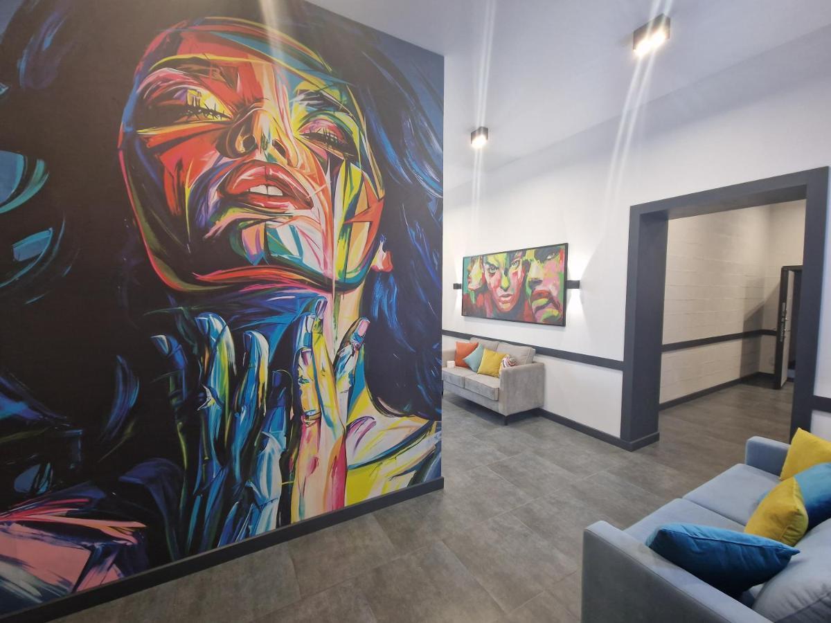 Apart Hotel Loft Алматы Экстерьер фото